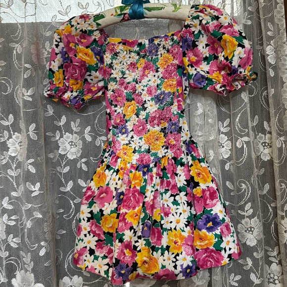 Eve too  little girls dress size 6 excellent condition - Picture 2 of 3